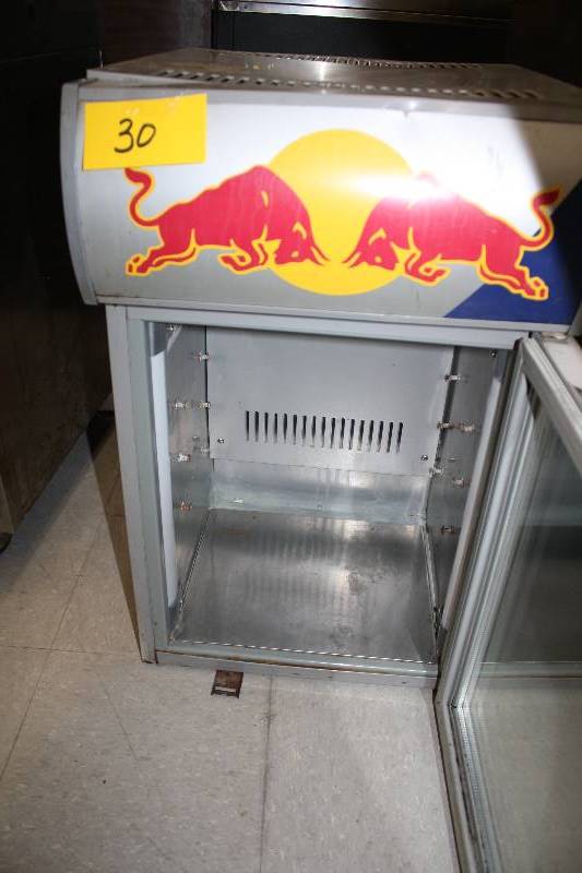 lot 30 image: Red Bull Display Cooler - 19.5 x 22 x 33 Runs Cools