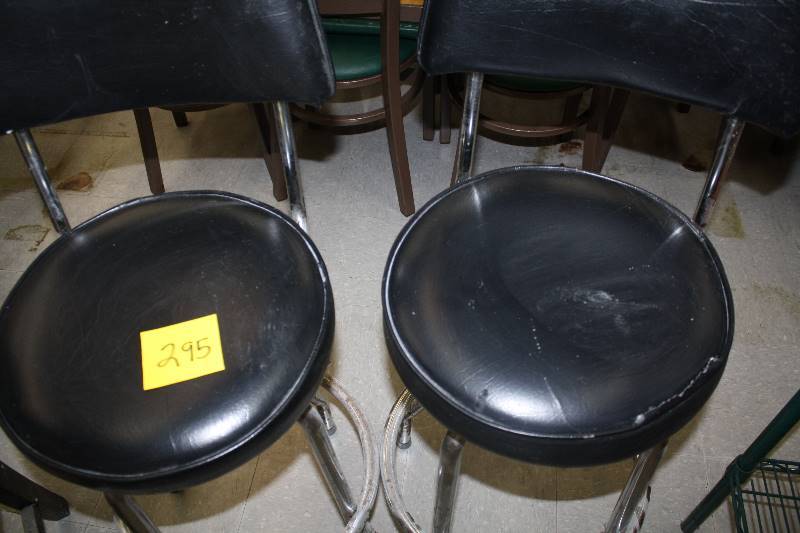 lot 295 image: Black Bar Chairs