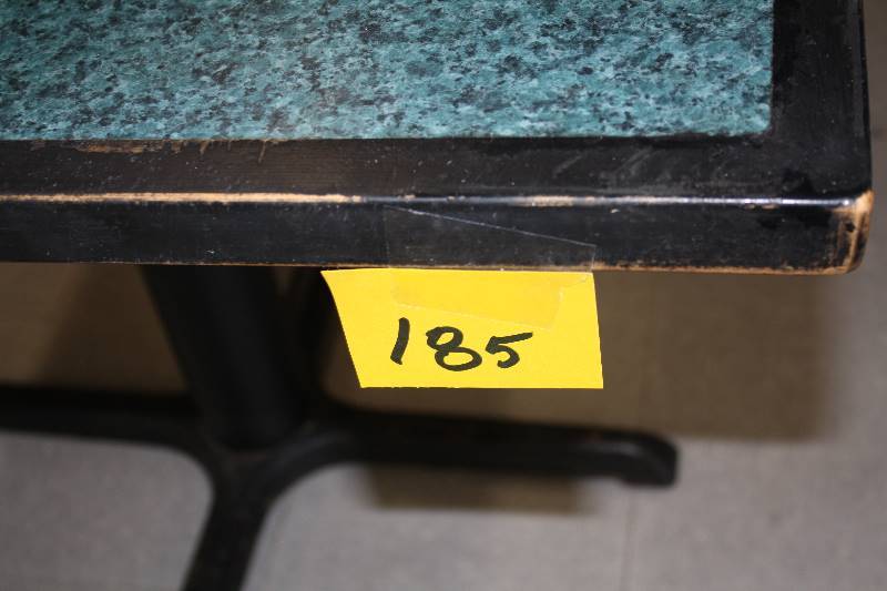 lot 185 image: Table