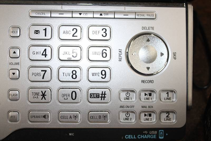lot 342 image: AT&T 2-Line Desk Phone