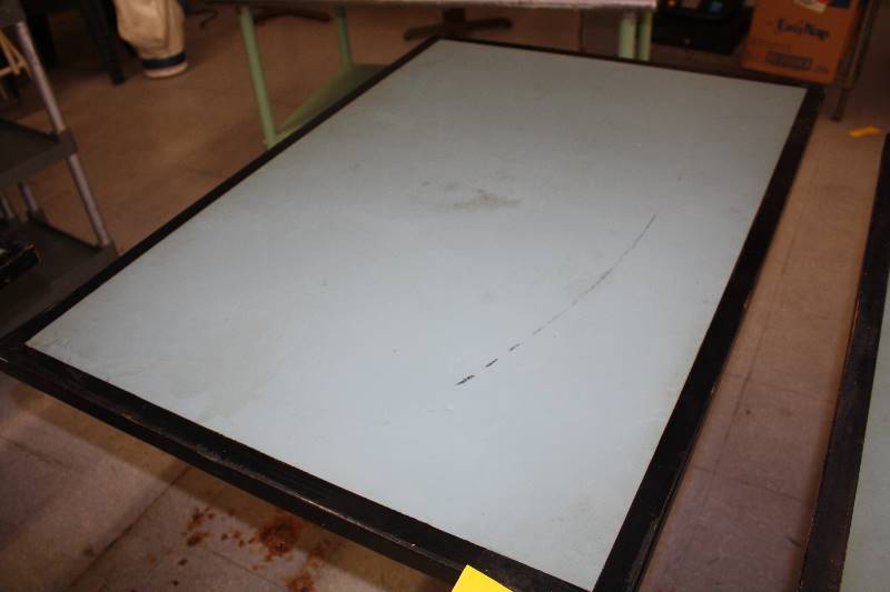 lot 170 image: Table41 58x 29 34x 29 12