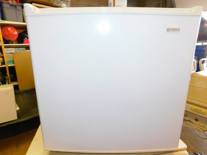 lot 52 image: Kenmore Mini  Free Standing Refrigerator---564.91171100