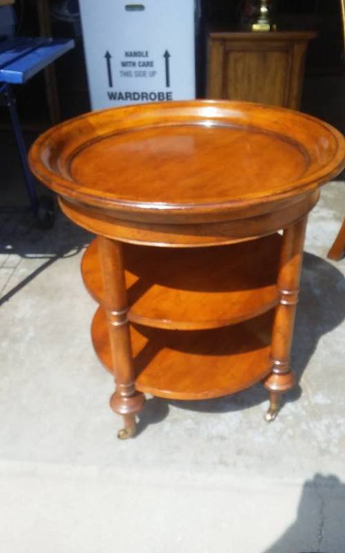 lot 14 image: 26 Inch Diameter Round End Table By Milling Road (Has Foot Swivels-Nice)
