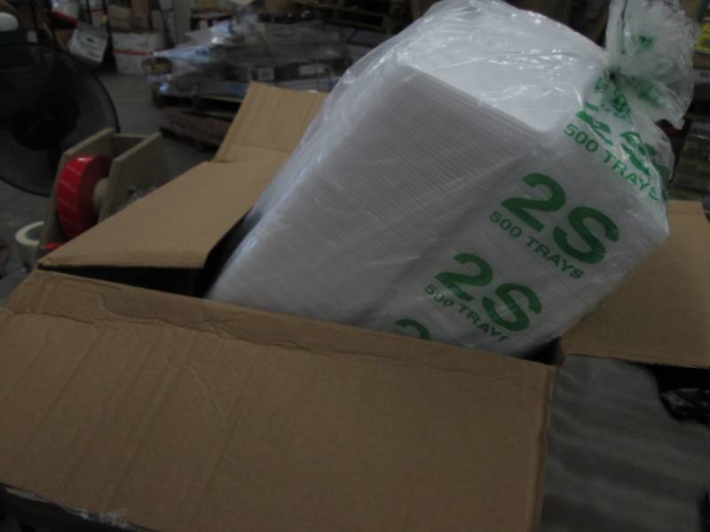 lot 23 image: Genpak 1002S (#2S) White 8 14 x 5...