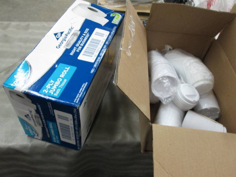 lot 50 image: Georgia Pacific 2 Ply Jumbo Roll Ba...