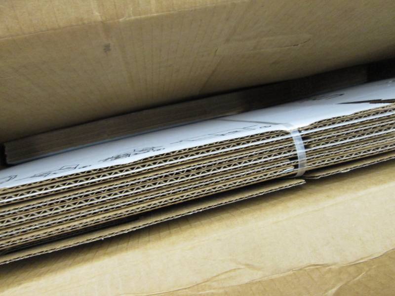 lot 61 image: Universal 85700 Extra-Strength Stor...