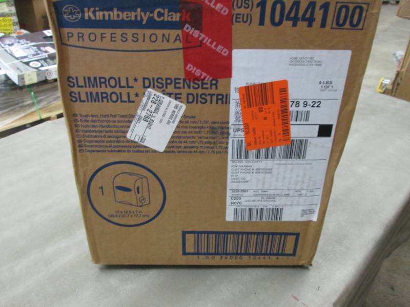 lot 86 image: Kimberly Clark SmokeGray Scott Sli...