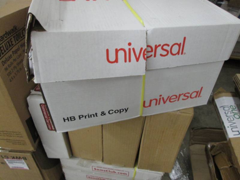 lot 94 image: Case of Universal Print & Copy Pape...