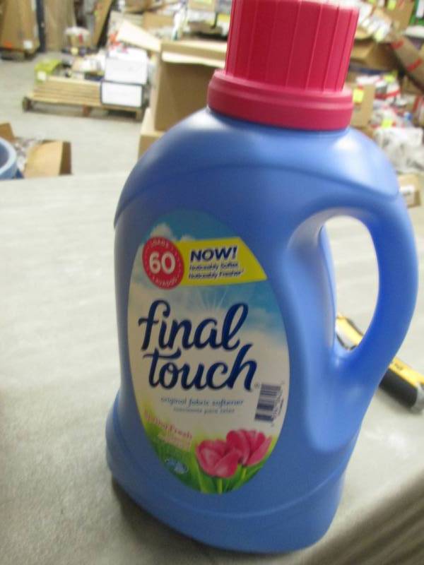 lot 139 image: 3 - 120 fl oz Final Touch Fabric So...