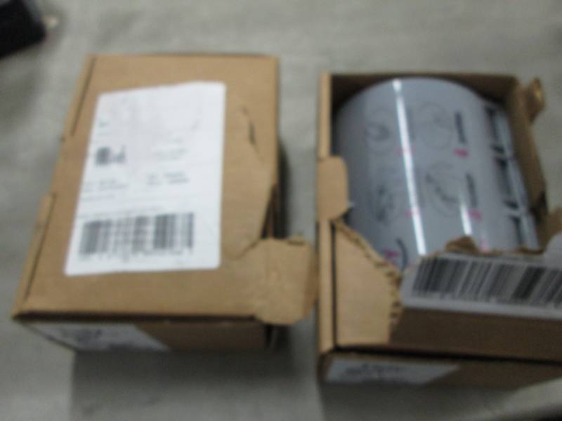 lot 203 image: Lot of 2 Tidy Girl Plastic Feminine...