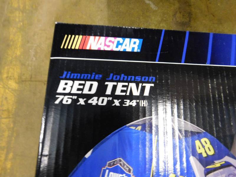 lot 76 image: Kids Nascar Lot