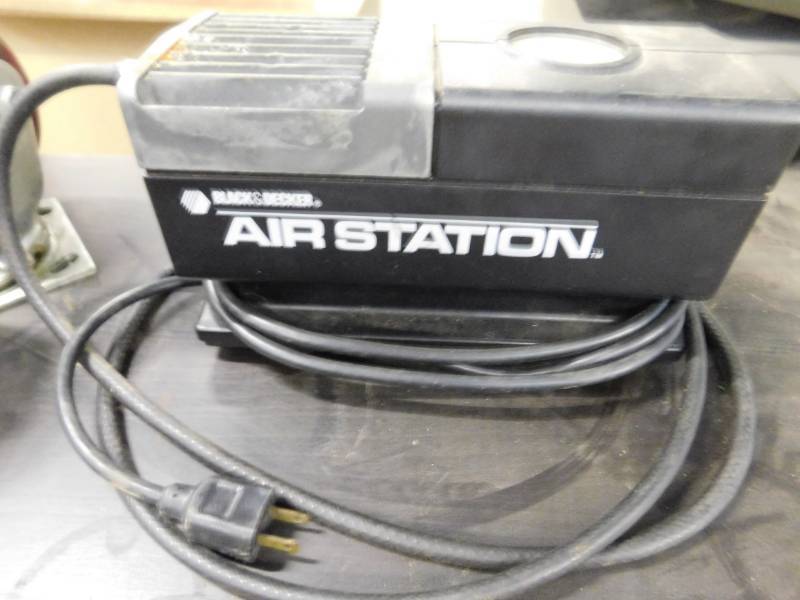 lot 33 image: Air Pumps