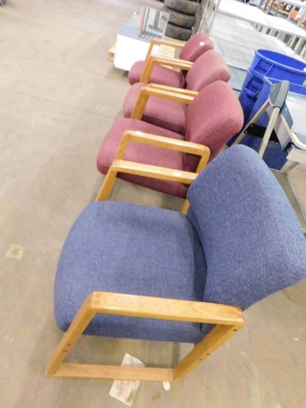 lot 40 image: Reception Area Chairs