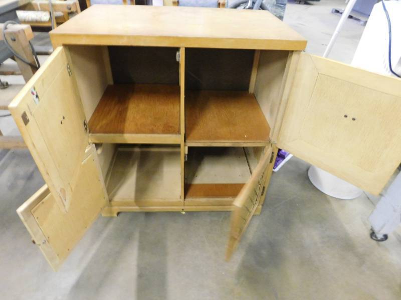 lot 47 image: Antique Storage Cabinet - 32(w) x 25(h) x 20.25(d)