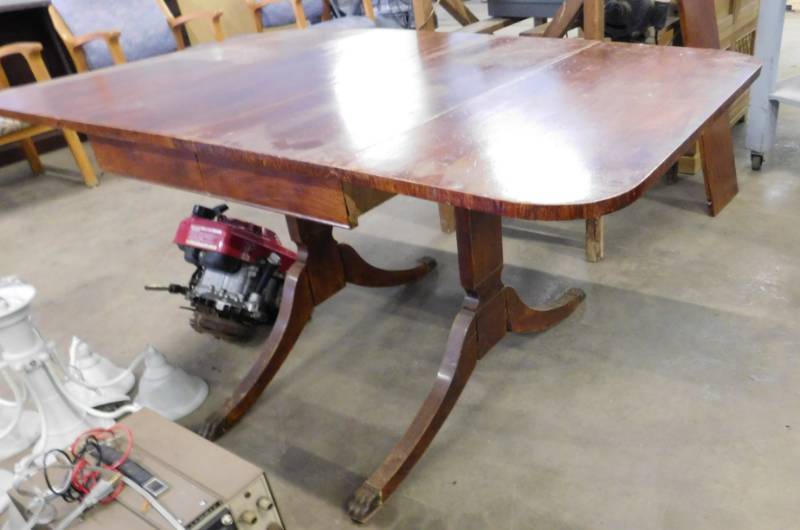 lot 50 image: Anitque Kitchen Table