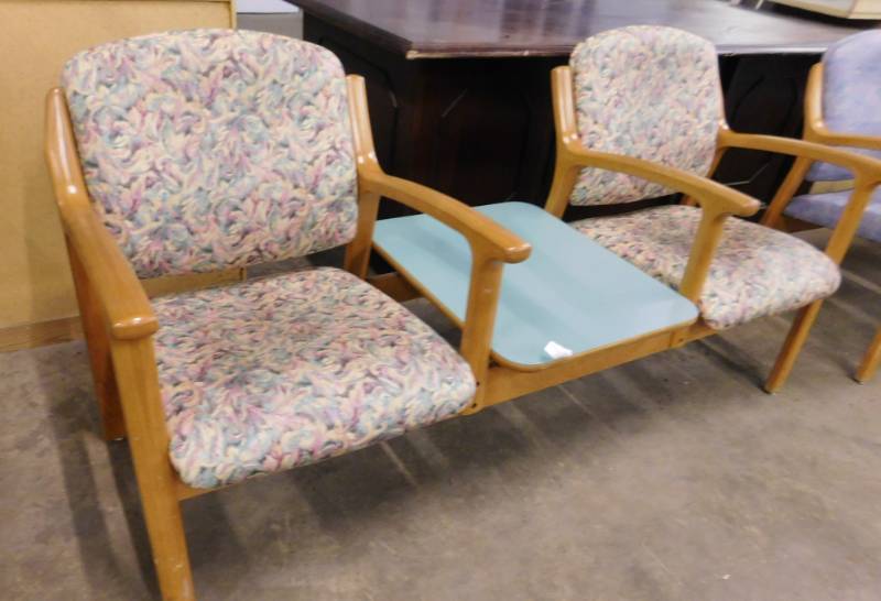 lot 43 image: Multi Color Reception Area Chair #2
