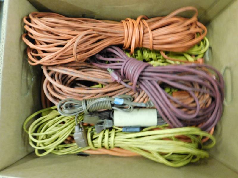 lot 193 image: Box of Extension Cords #3