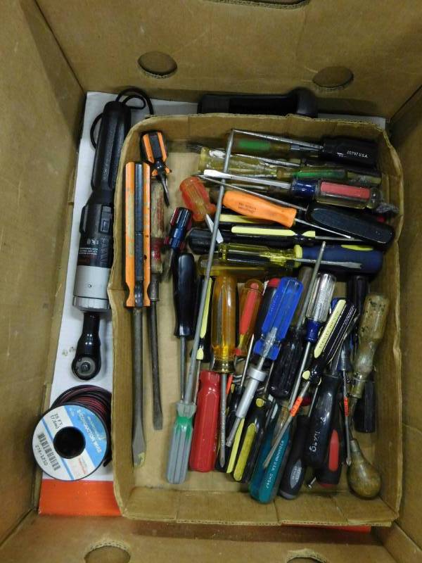 lot 221 image: Assortment of Screw Drivers & More