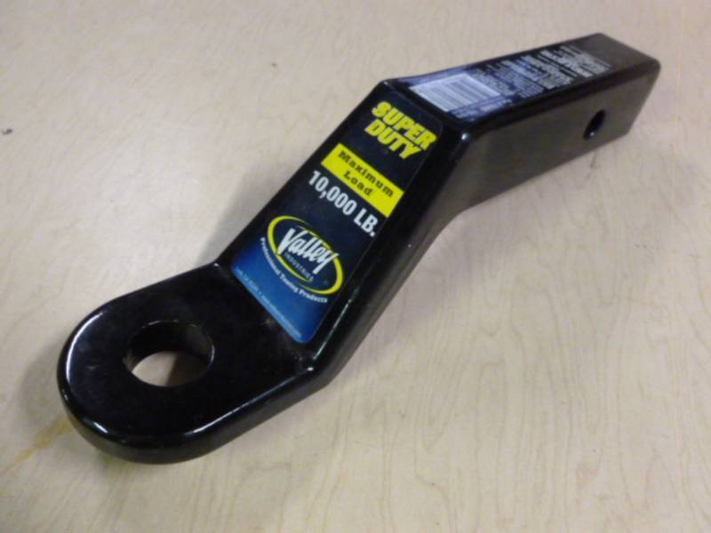 lot 39 image: Receiver Hitch