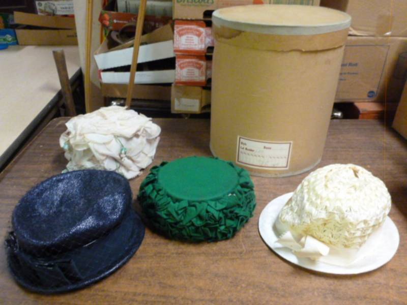lot 48 image: Vintage Hats