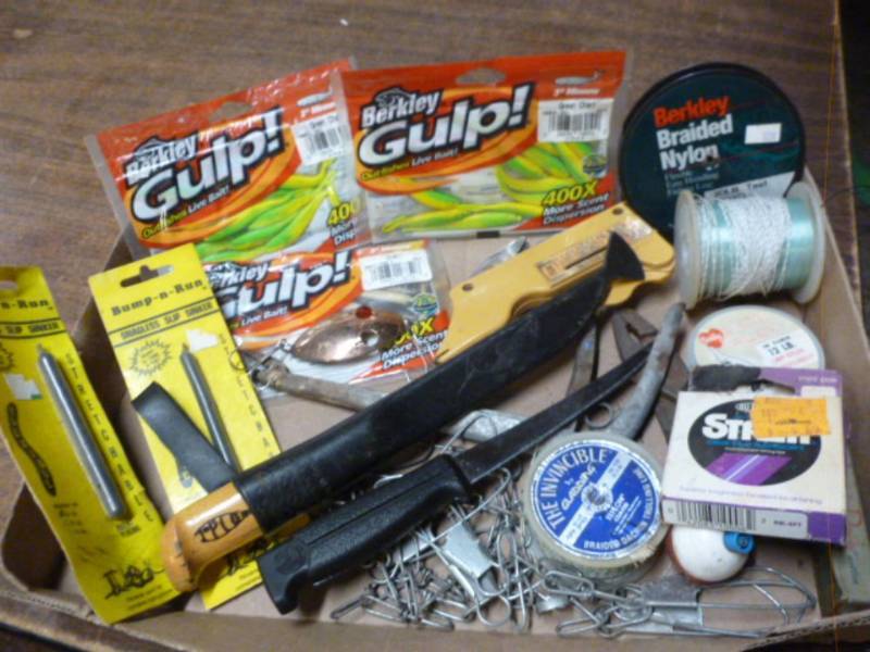 lot 62 image: Fishing Items