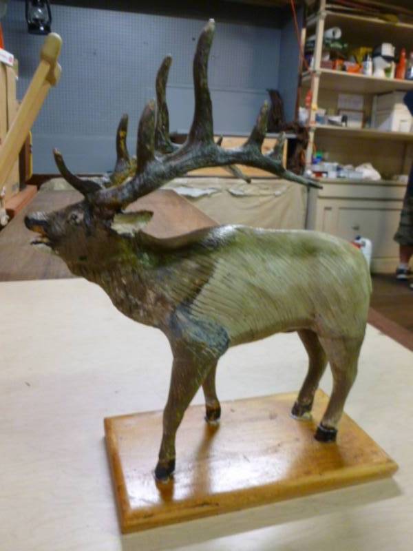 lot 72 image: Custom Made Wooden Mantle Decoration