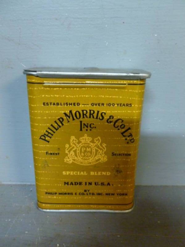lot 82 image: Vintage Cigarette Case