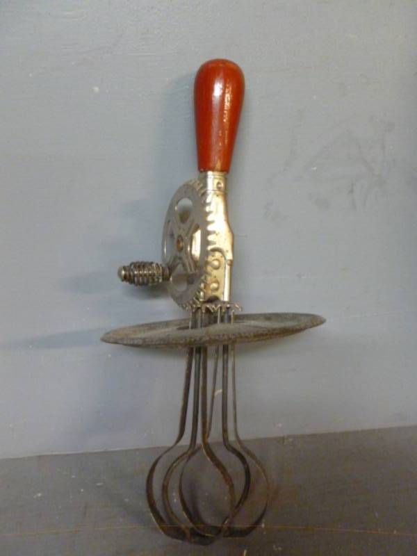 lot 113 image: Antique Egg Beater