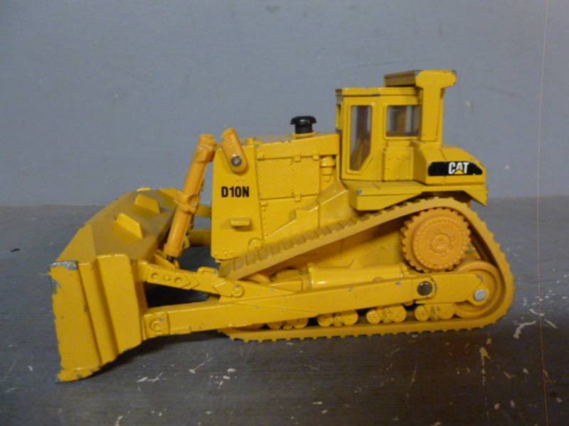 lot 121 image: Ertl
