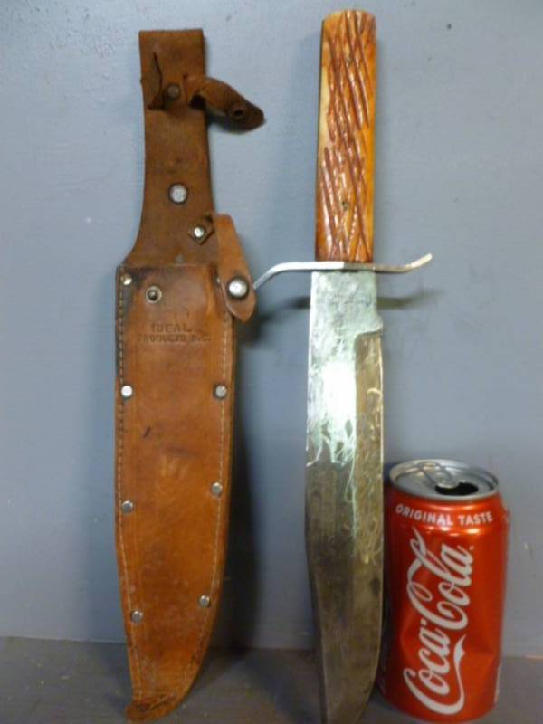 lot 133 image: Vintage Ideal Knife