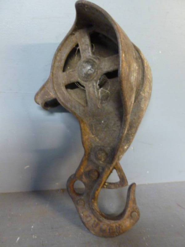 Vintage Barn Pulley Manannah 330 Blow Molds Fire Hydrant