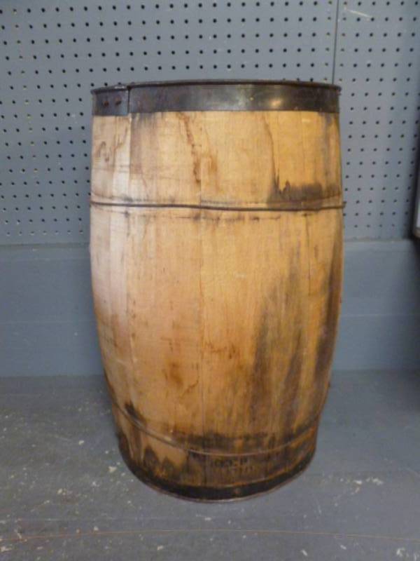 lot 177 image: Vintage Nail Keg