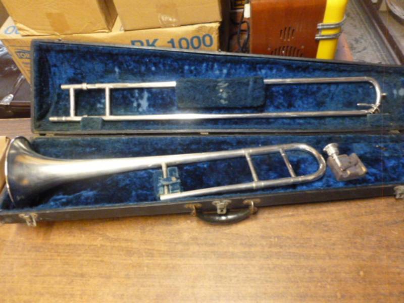 lot 197 image: Vintage Trombone