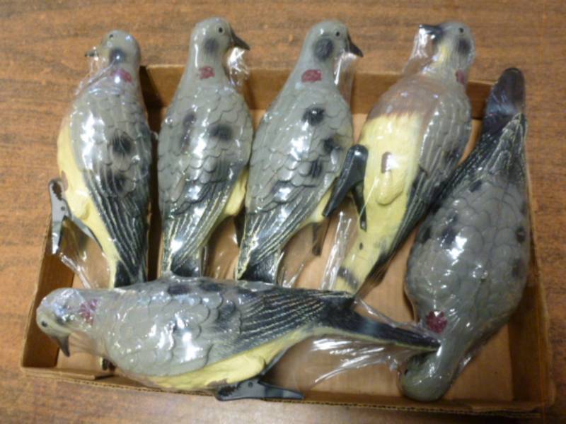lot 228 image: Dove Decoys