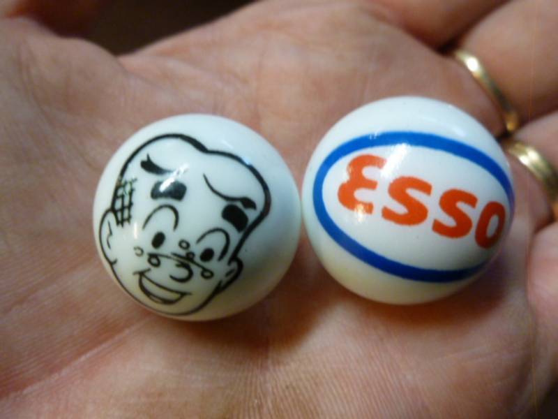 lot 255 image: Logo Marbles