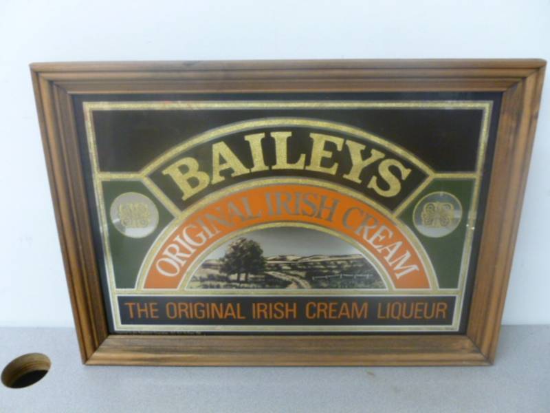 lot 4 image: Collectible