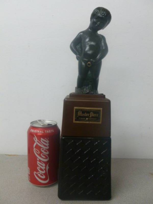 lot 11 image: Vintage Liquor Decanter