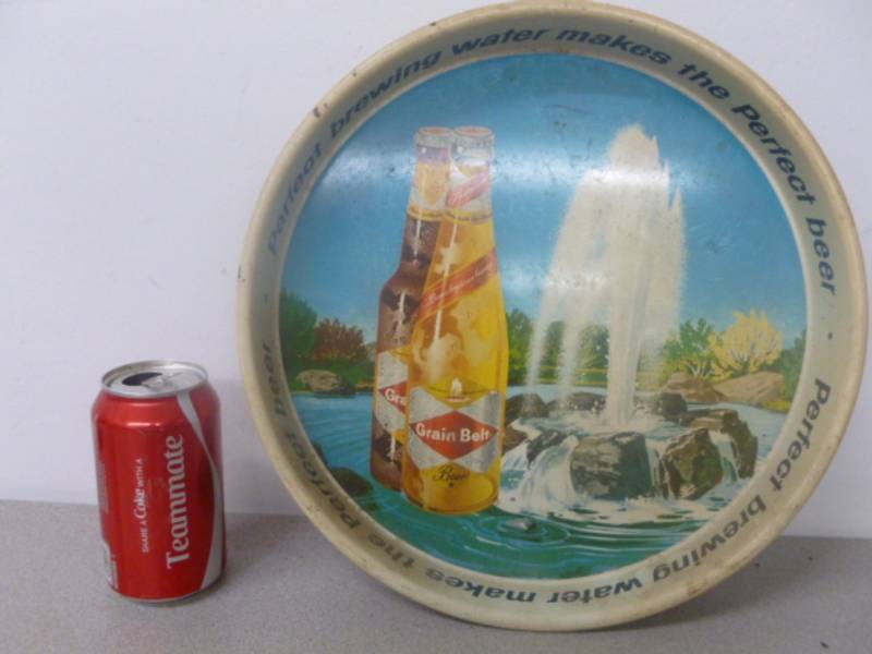 lot 25 image: Vintage Grain Belt