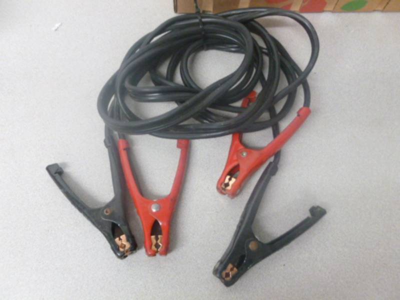lot 36 image: Jumper Cables