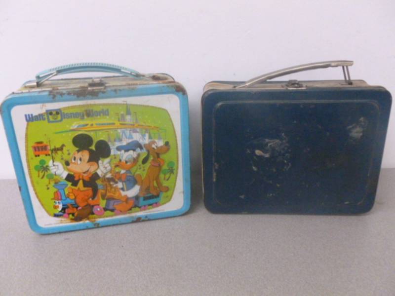 lot 72 image: Vintage Lunchbox