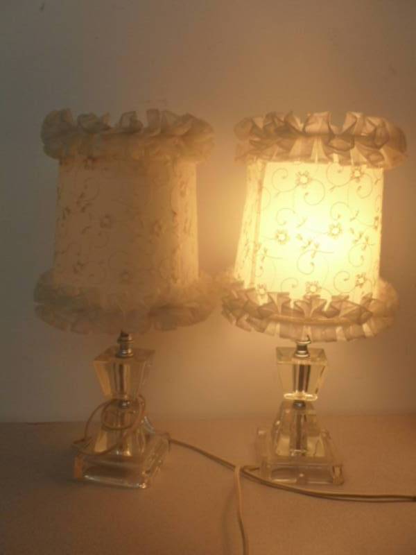 lot 74 image: Vintage Lamps