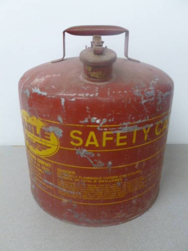 lot 90 image: Eagle Gas Can