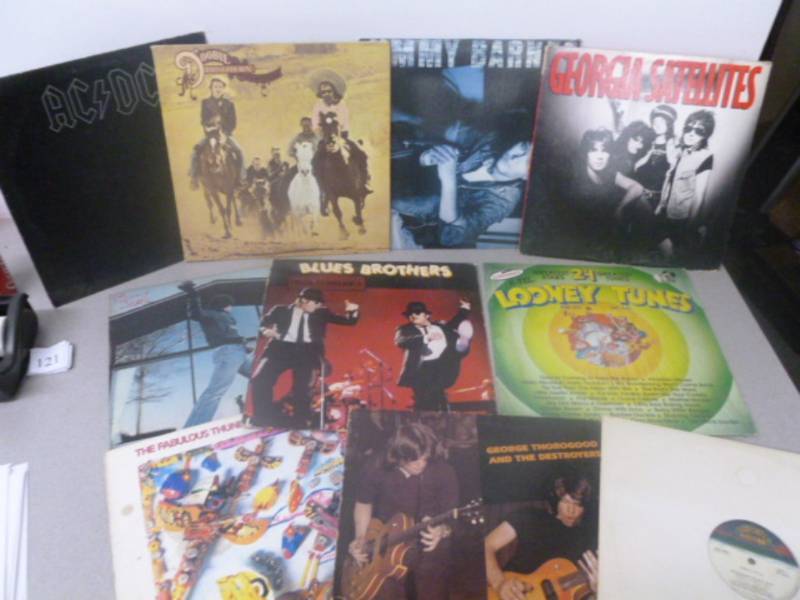 lot 109 image: Collectible Record Albums