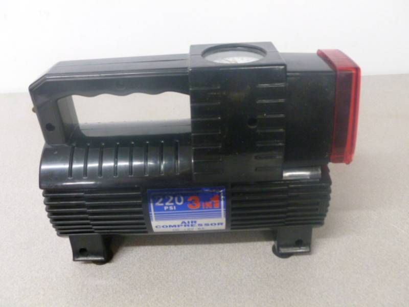 lot 141 image: Air Compressor