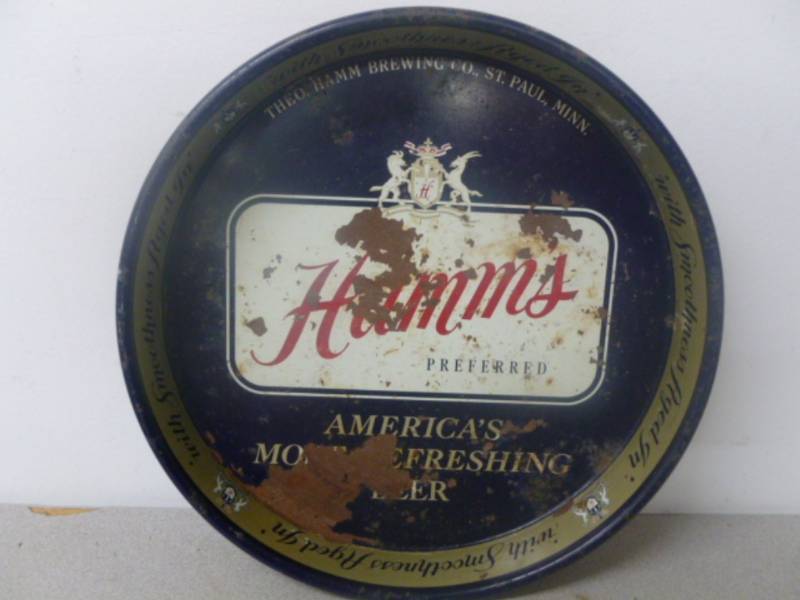 lot 147 image: Vintage Hamms