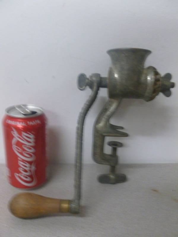 lot 151 image: Vintage Meat Grinder