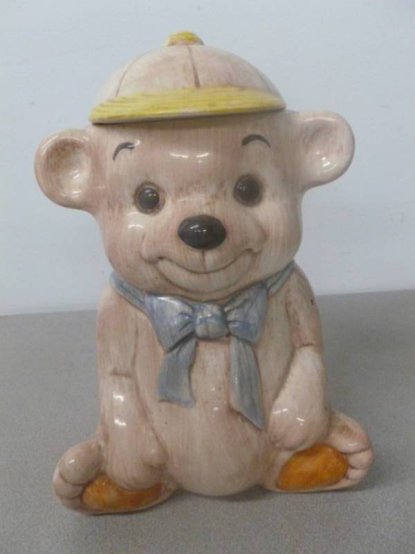 lot 183 image: Cookie Jar