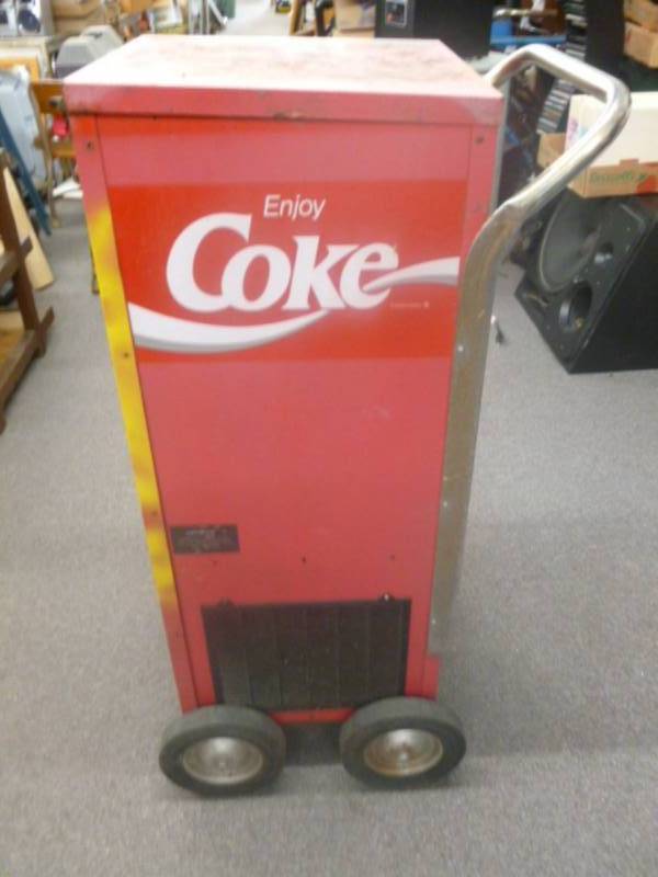lot 202 image: Coca-Cola Collectible