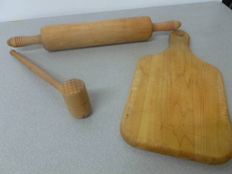 lot 227 image: Vintage Kitchen