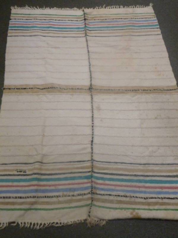 lot 250 image: Vintage Rag Rug